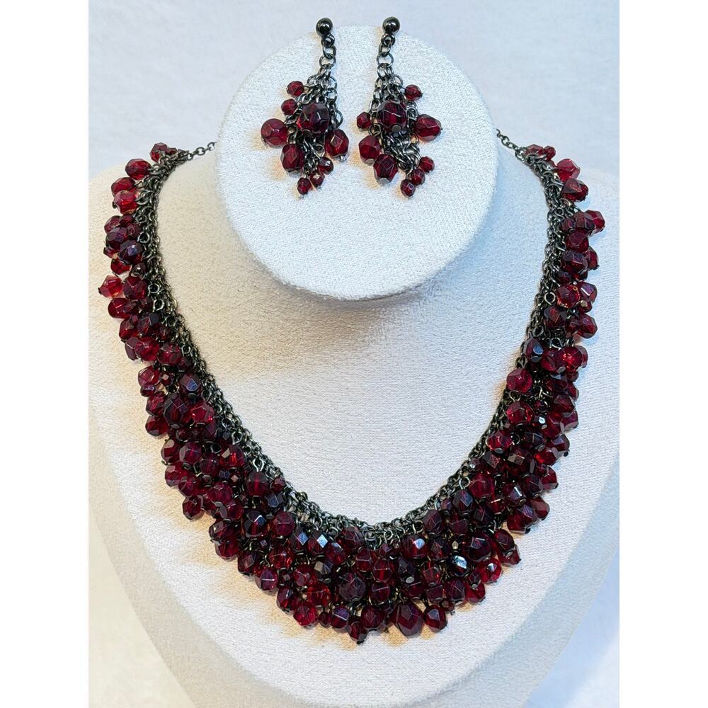 Garnet‑Tone Beaded Statement Necklace + Earrings – Bold & Glam